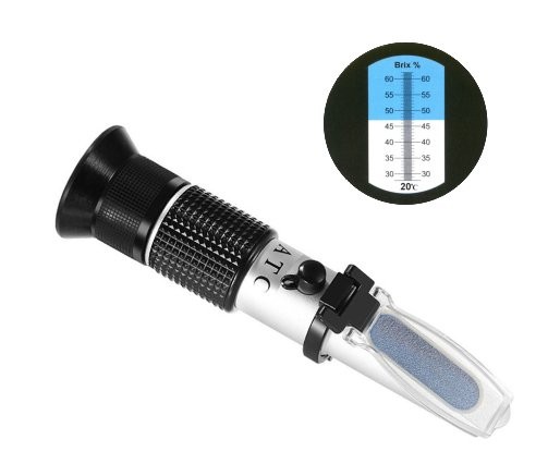 Refraktometer univerzálny pre ovocné koncentráty (džúsy, sirupy, džemy atď.) ATC 62 (1)