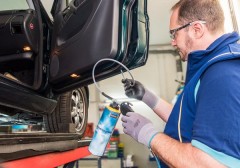 Pneumatická pištoľ pre prípravky na ochranu karosérie HAZET 9042 P-4 (1)