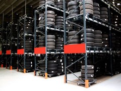 Pojazdná paleta pre uloženie pneumatík / kolies WP 250 (2)