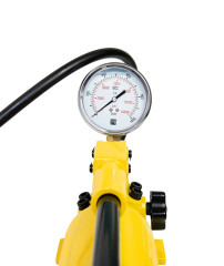 Ručná hydraulická pumpa s tlakomerom HHB-700A-MAN (3)